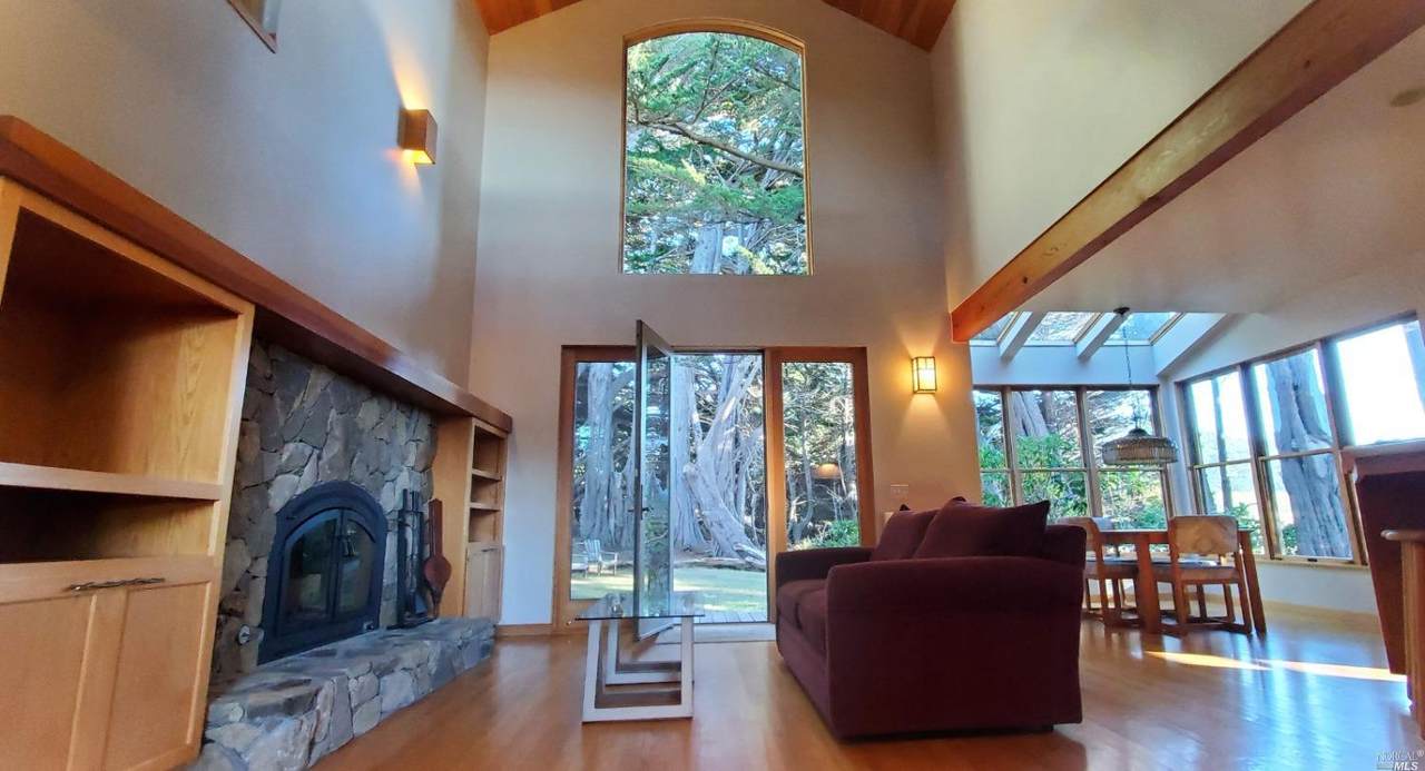 116 Shepherds Close - Photo 1