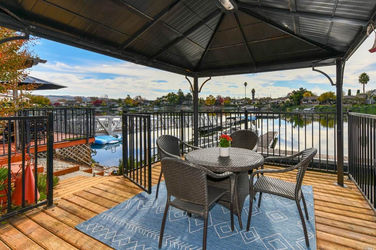 977 Marina Drive - Photo 1