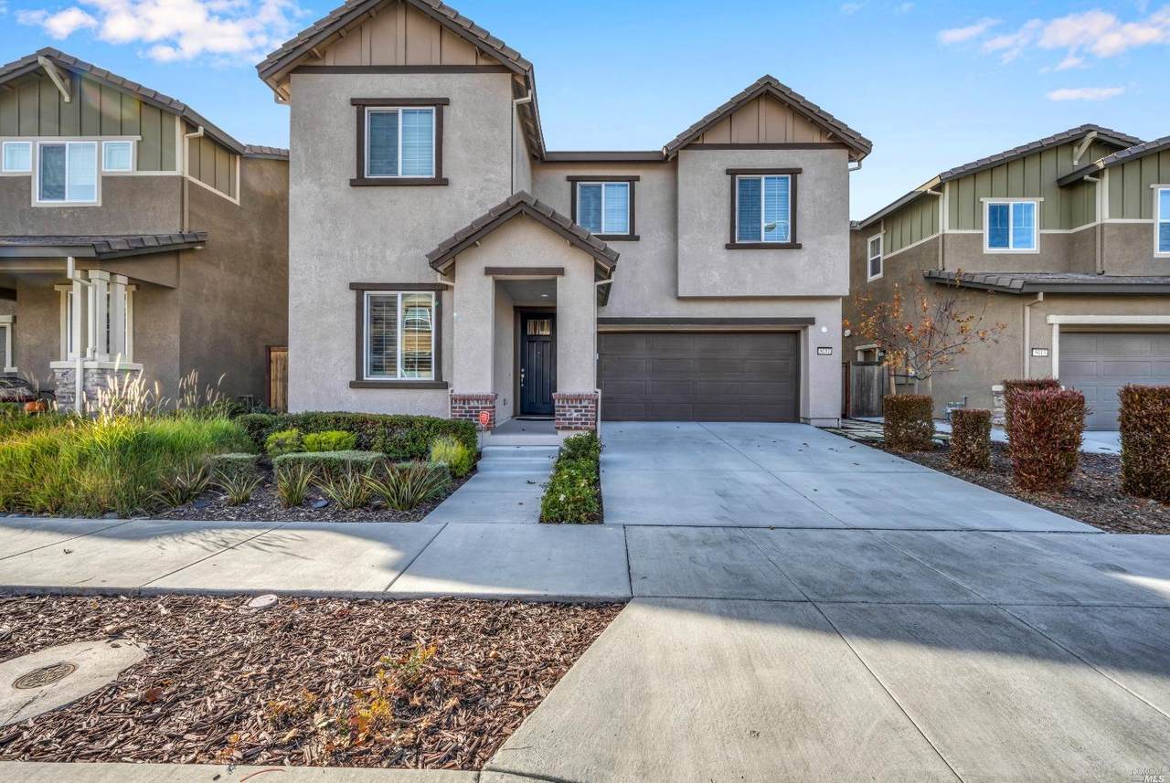 5017 King Place - Photo 1