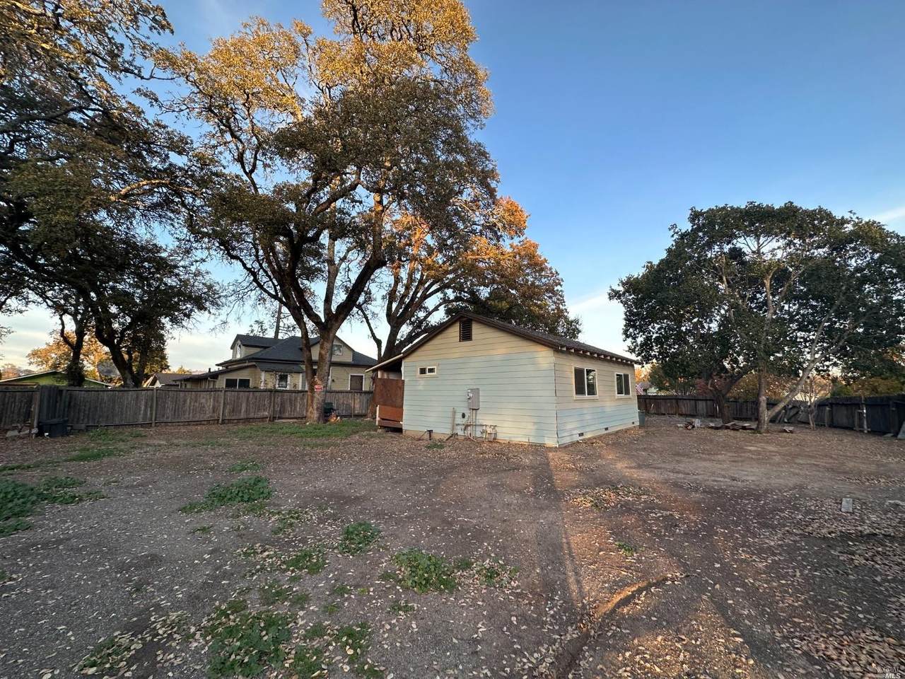 1009 Robbie Way - Photo 1