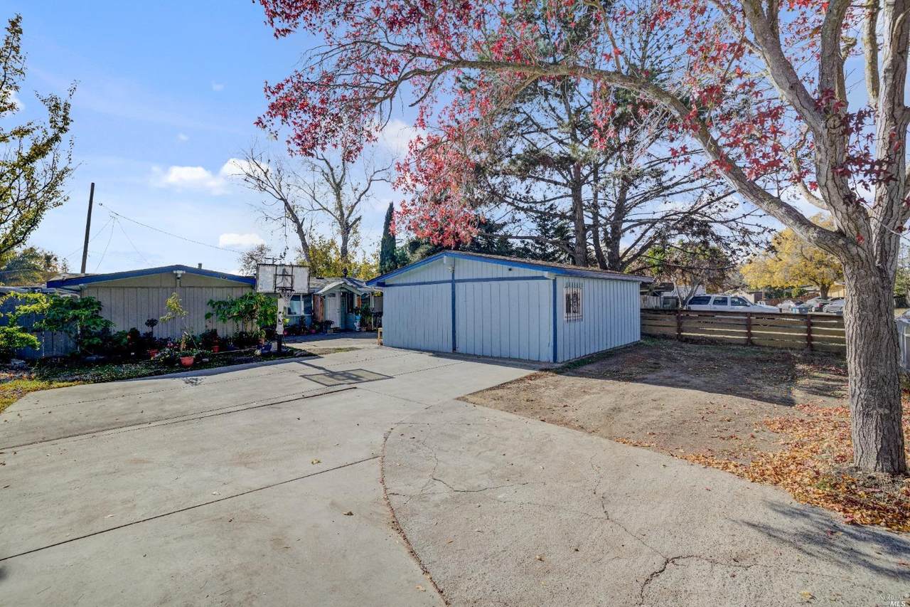 227 Melba Drive - Photo 1