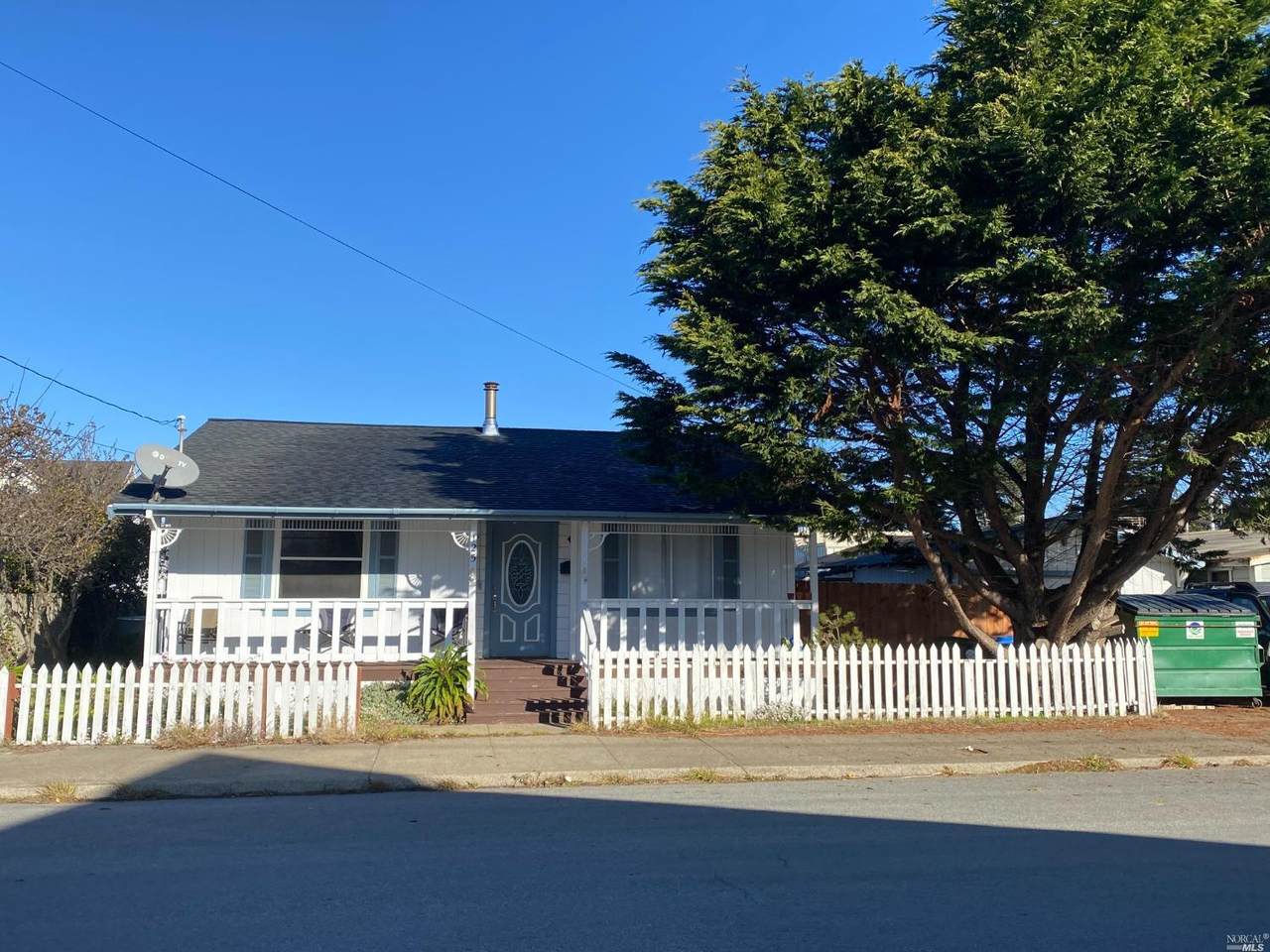 125 Bush Street - Photo 1