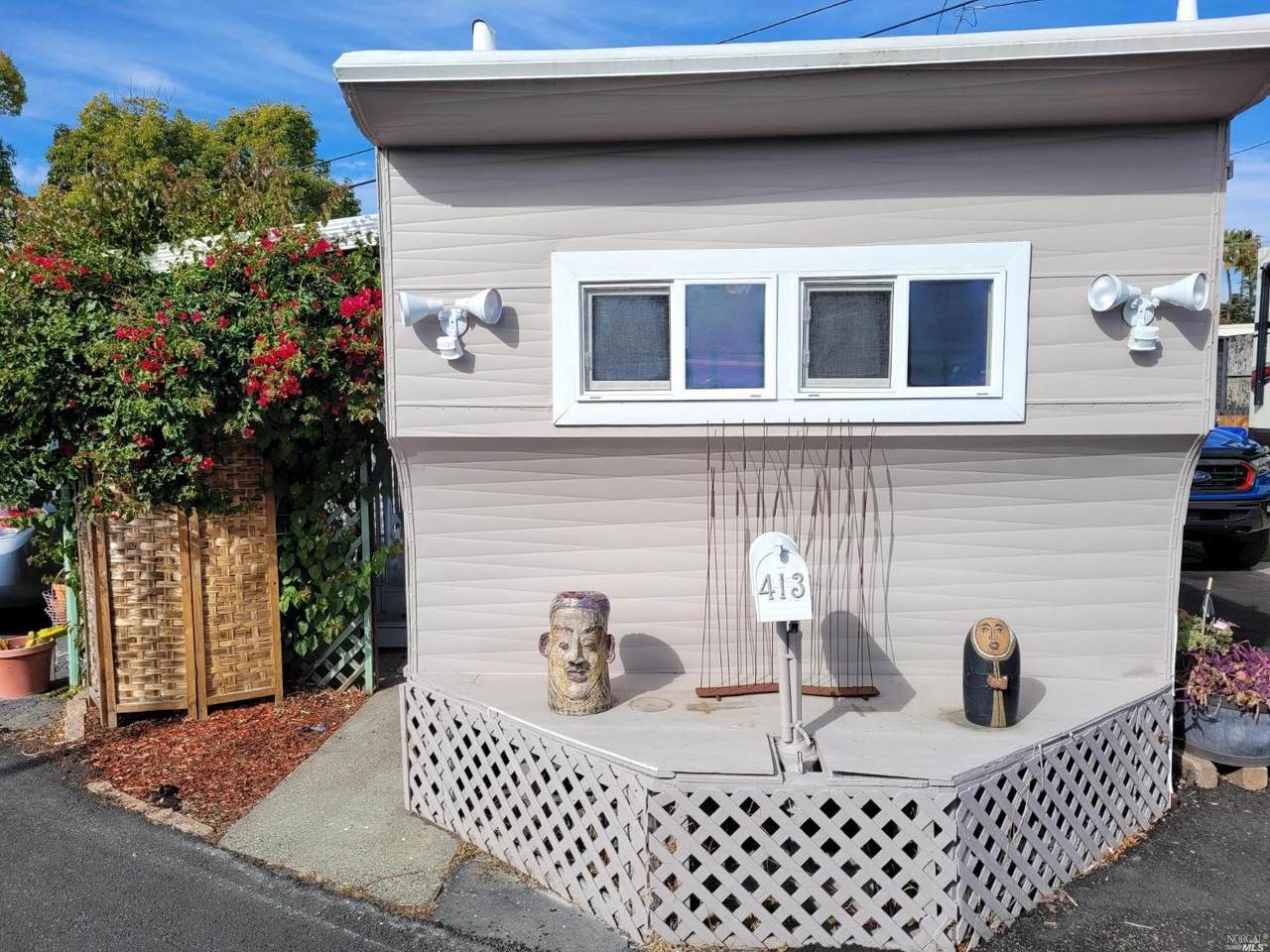 413 San Carlos Drive - Photo 1