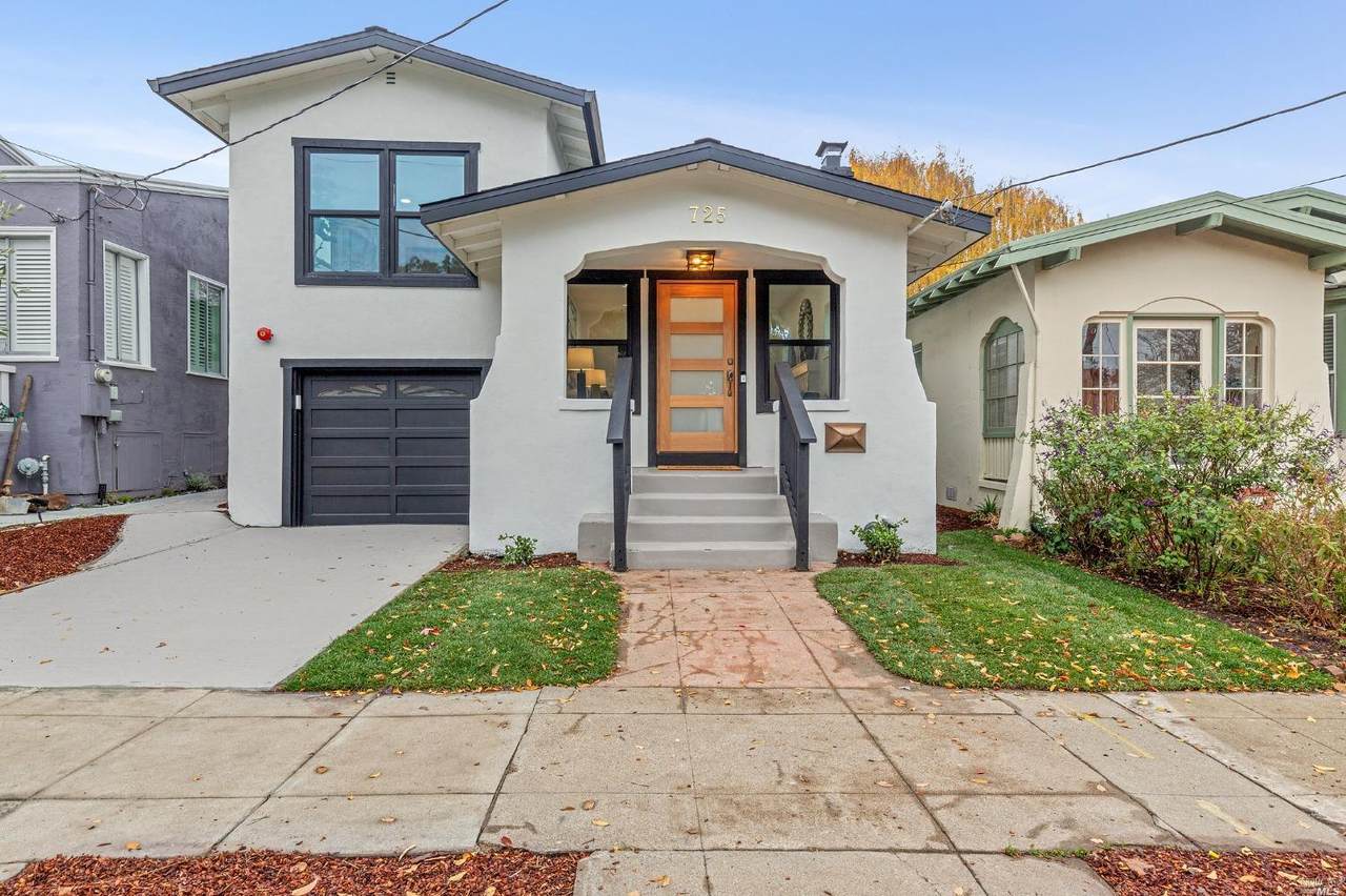 725 San Carlos Avenue - Photo 1