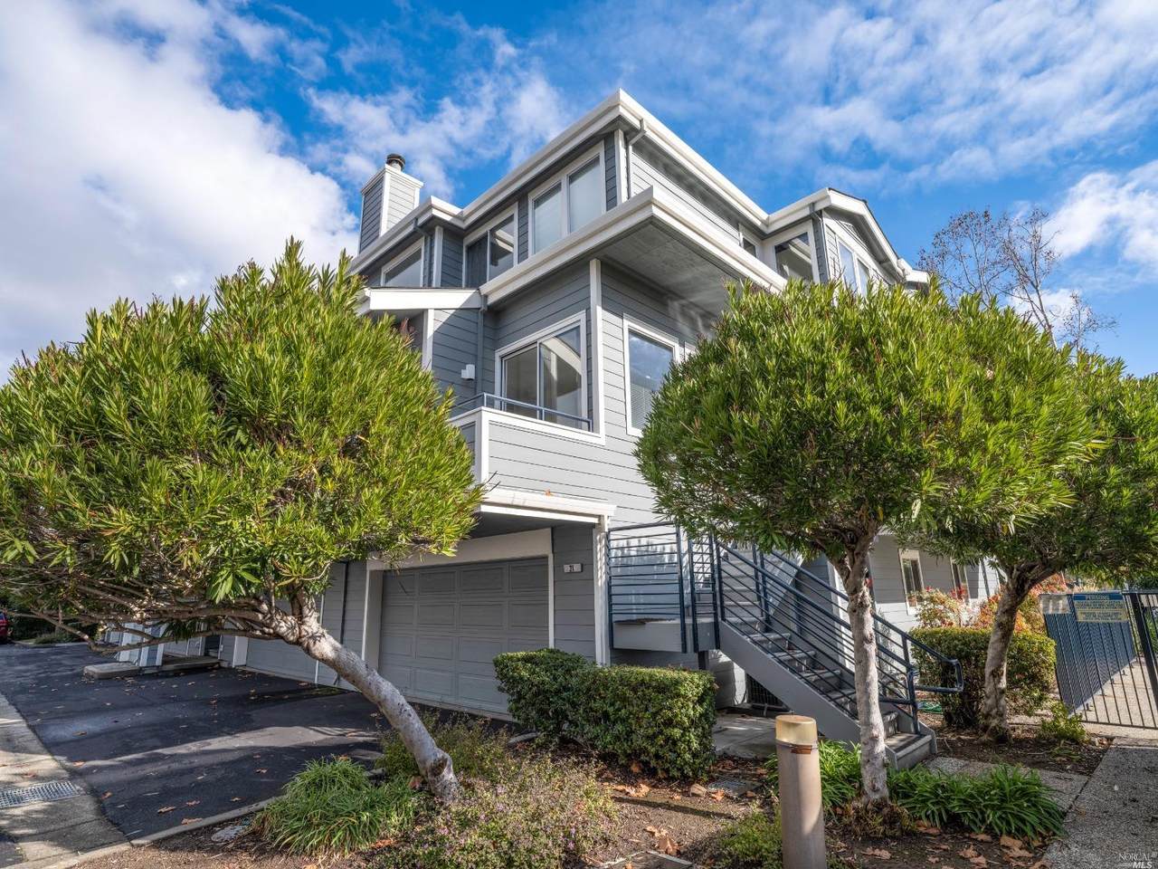 21 Gable Court - Photo 1