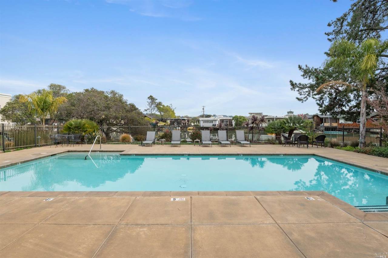 262 Larkspur Plaza Drive - Photo 1