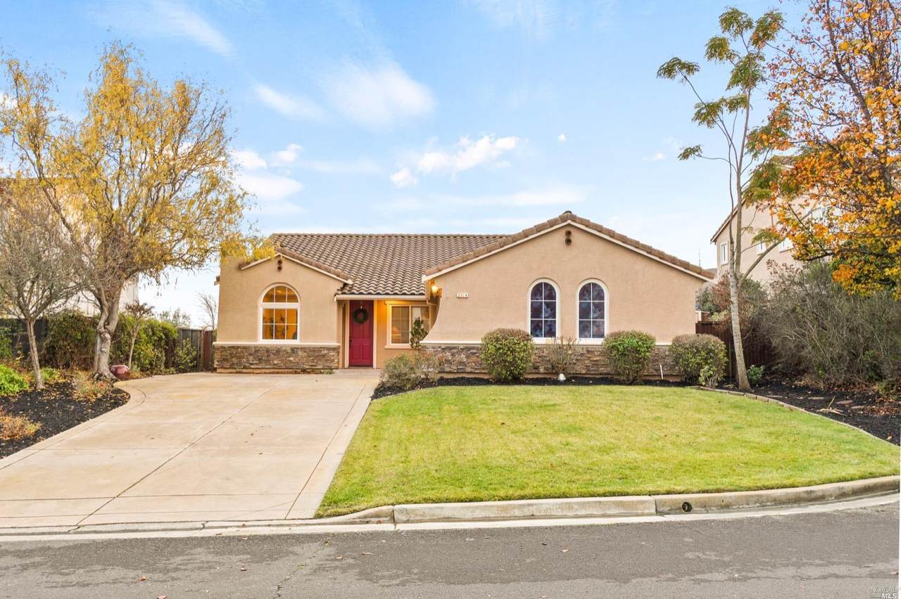 2934 Carlingford Lane - Photo 1