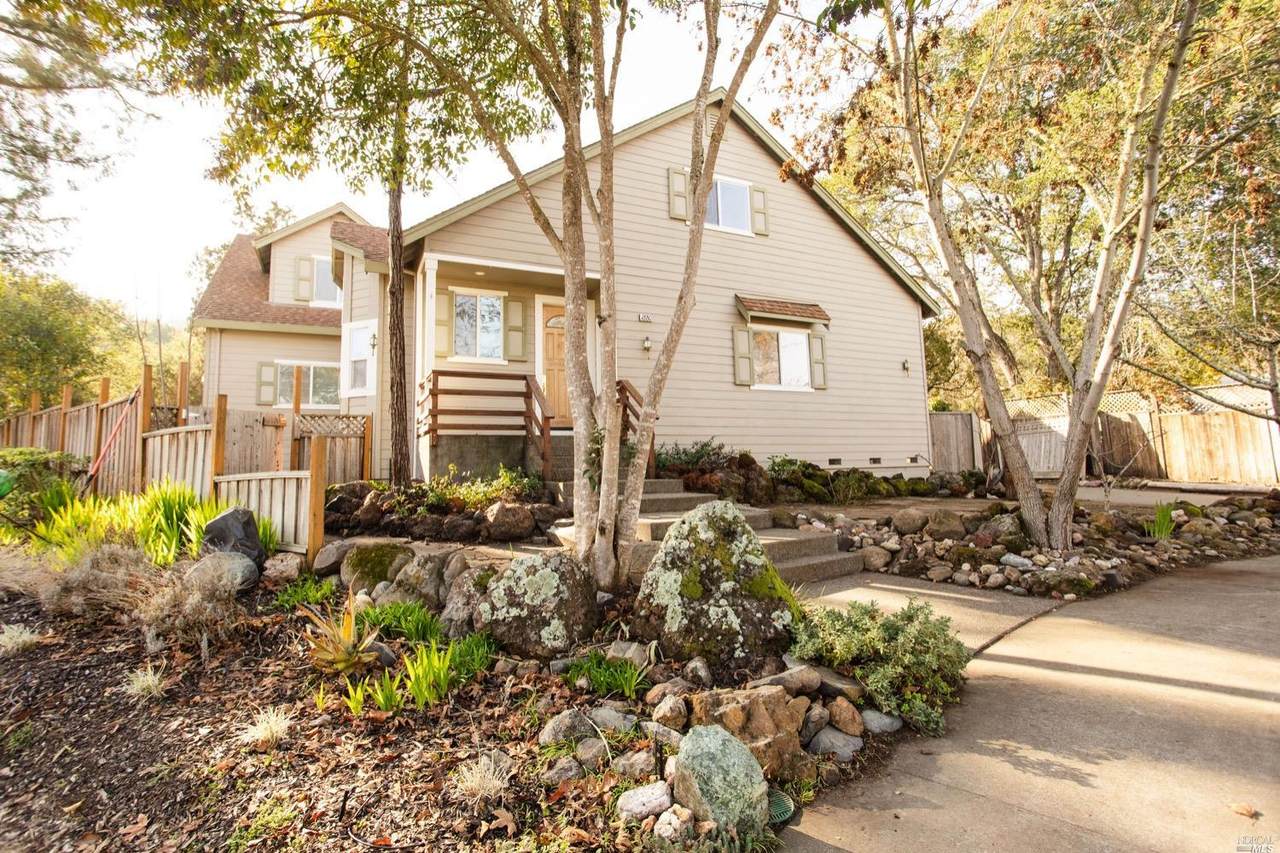 1880 Lornadell Lane - Photo 1