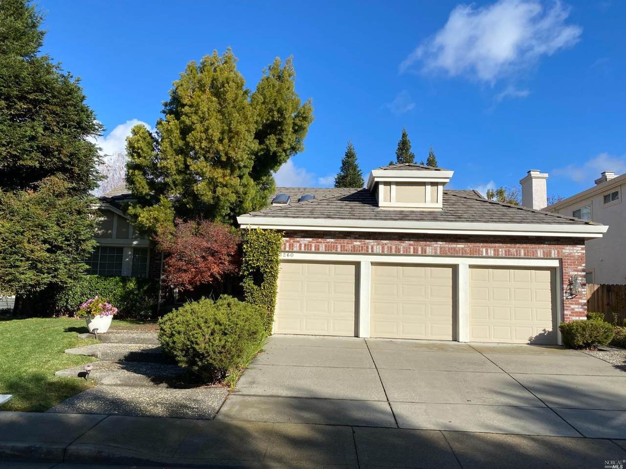 3260 Southern Hills Drive - Photo 1