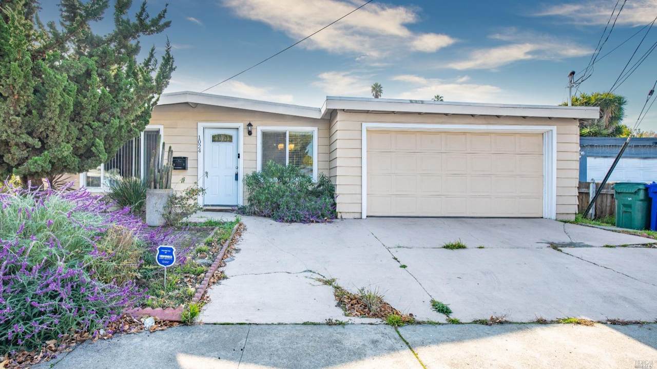1024 Barbara Lane - Photo 1