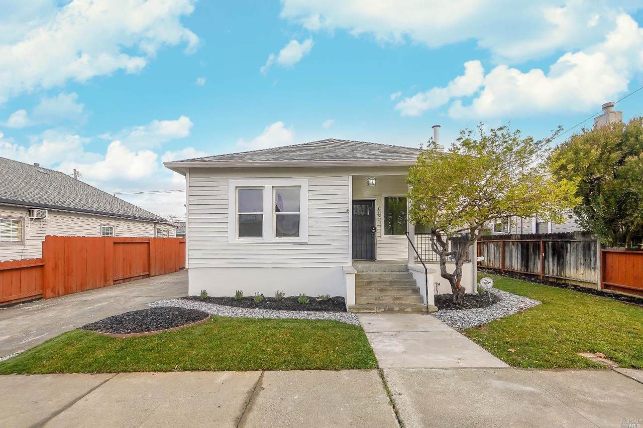 826 Ohio Street - Photo 1