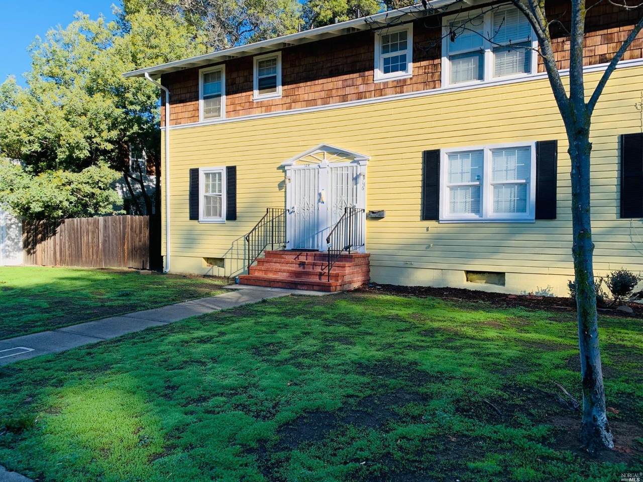 146 Calhoun Street - Photo 1