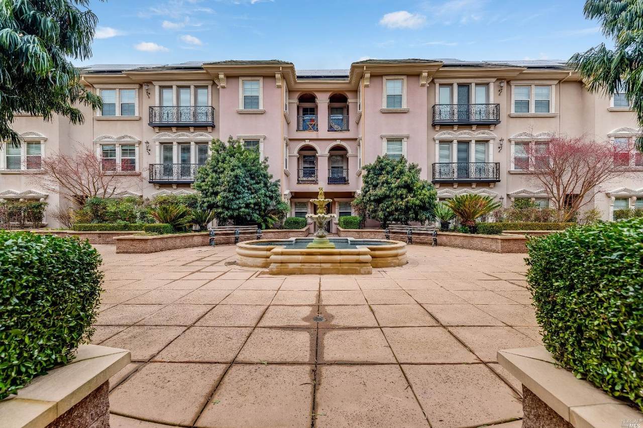 1129 Symphony Way - Photo 1