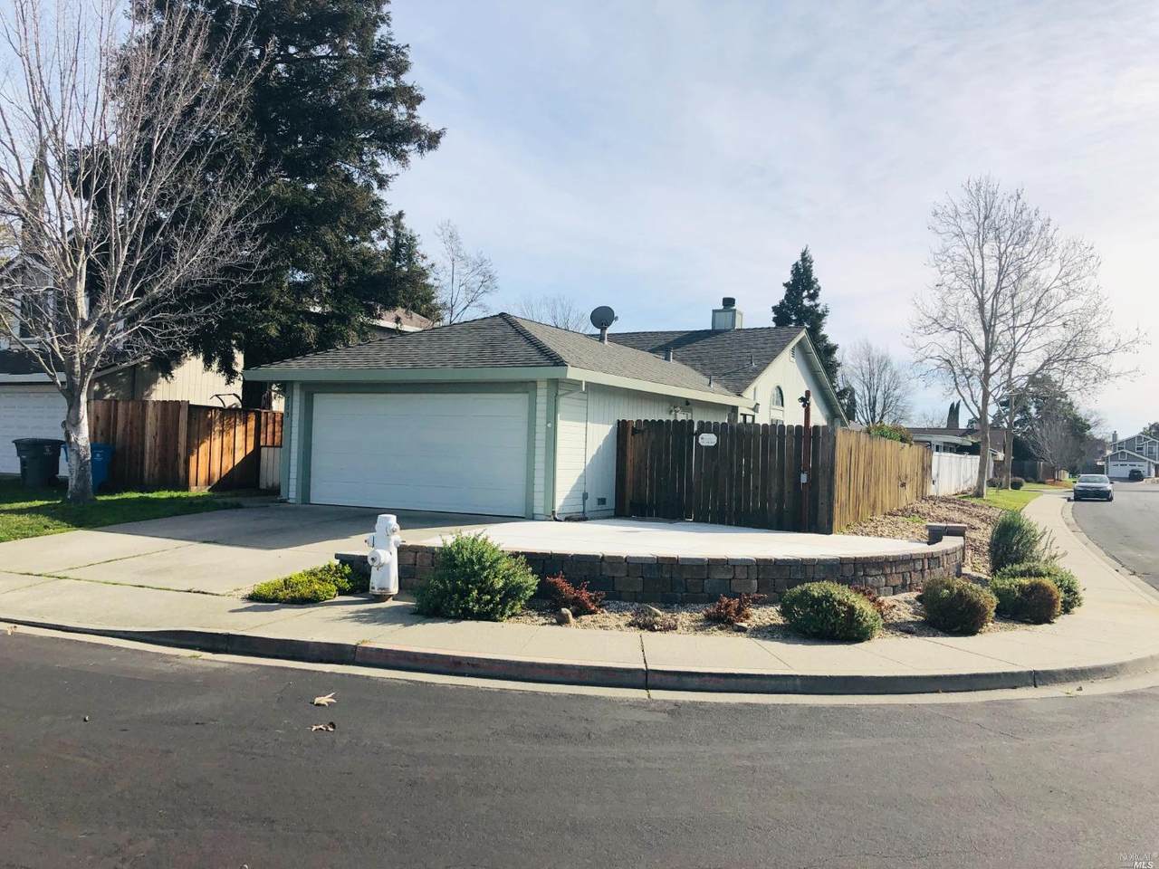 773 Morissette Way - Photo 1