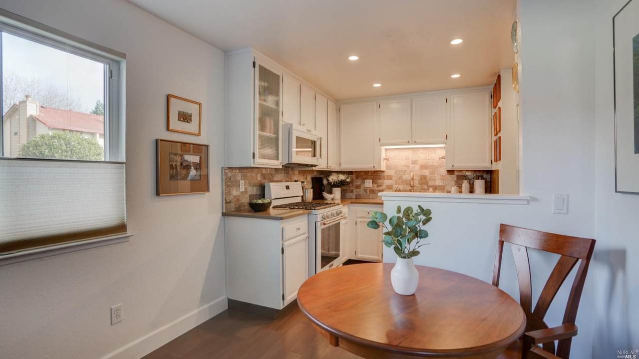 282 Park Place Drive - Photo 1