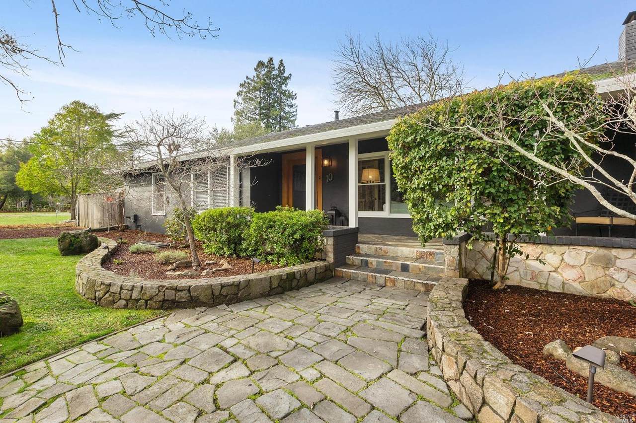 10 Forest Drive - Photo 1