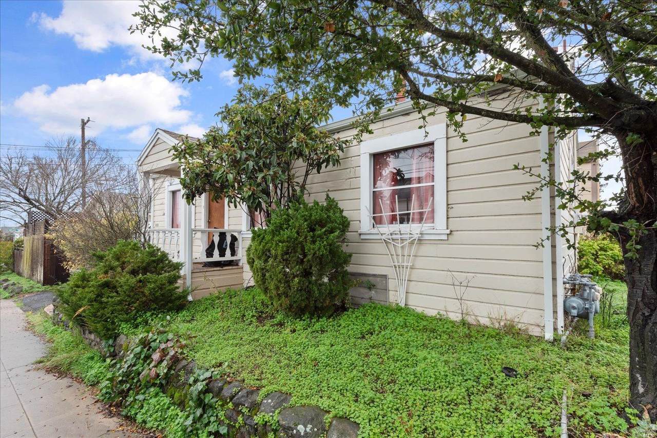 103 Dana Street - Photo 1