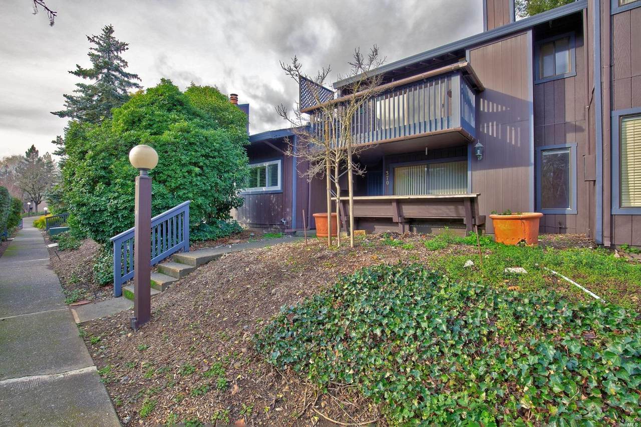 370 Los Alamos Road - Photo 1