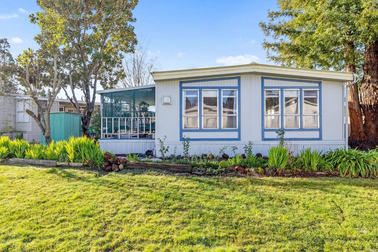 65 Acacia Court - Photo 1
