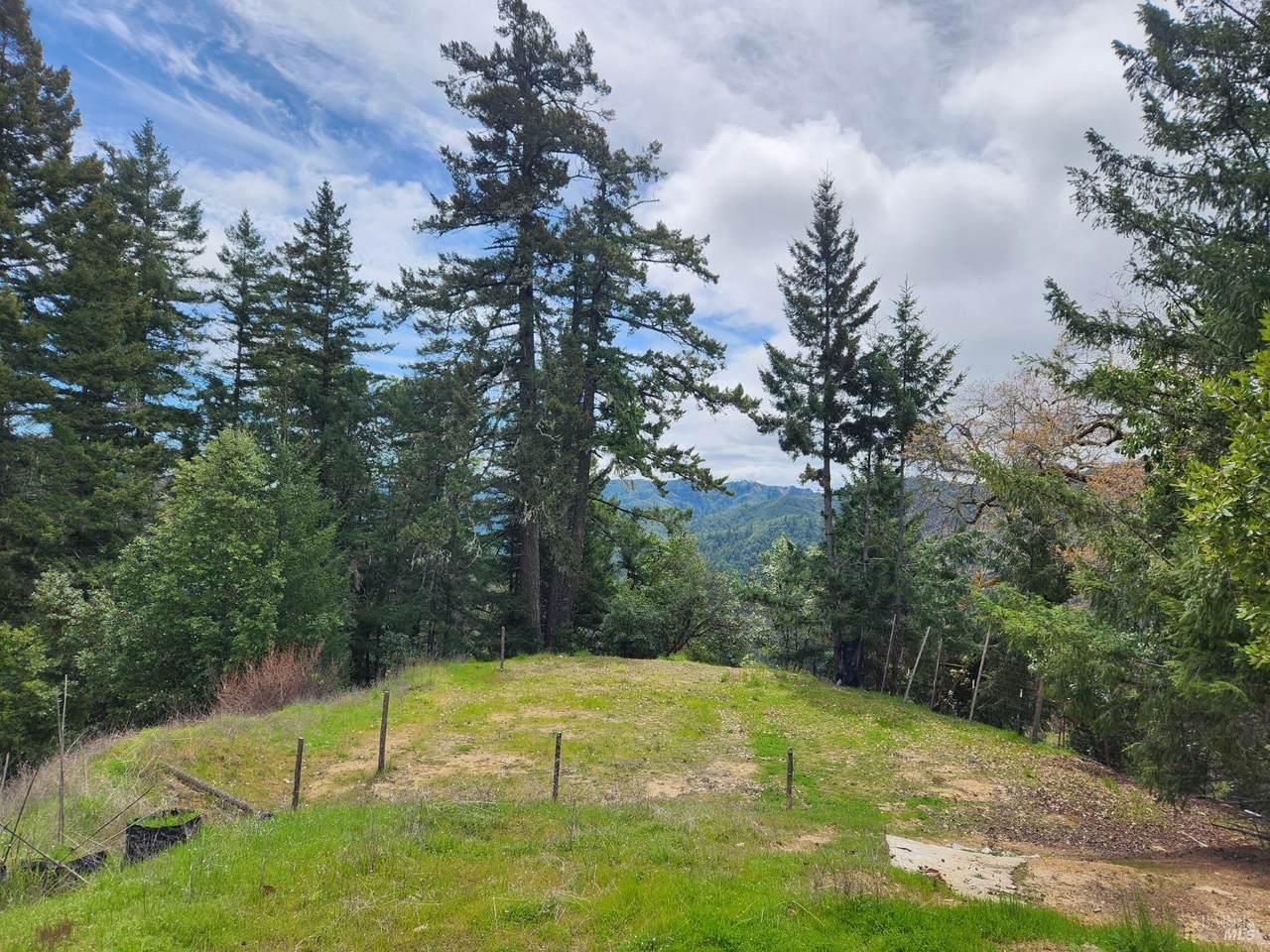 4255 Blackhawk Drive - Photo 1