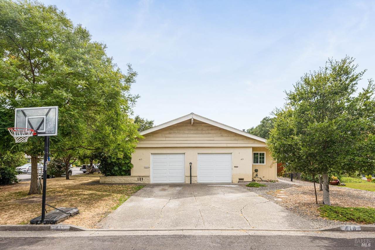 417 Pheasant Lane - Photo 1