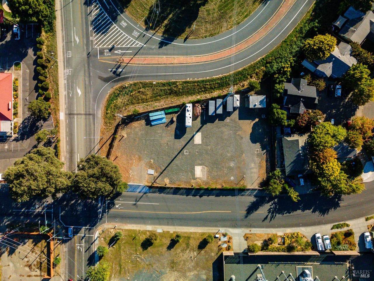 701 Orchard Avenue - Photo 1