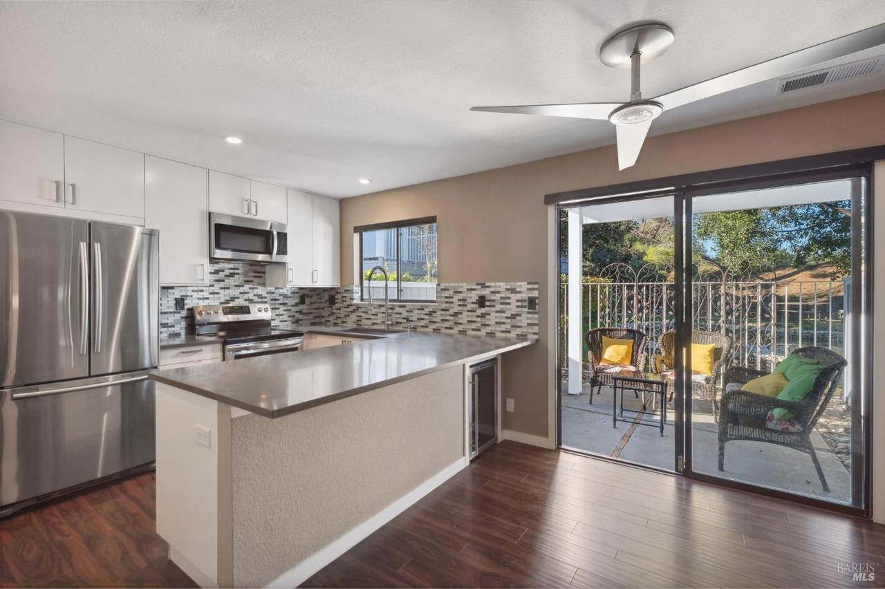 64 Hector Lane - Photo 1