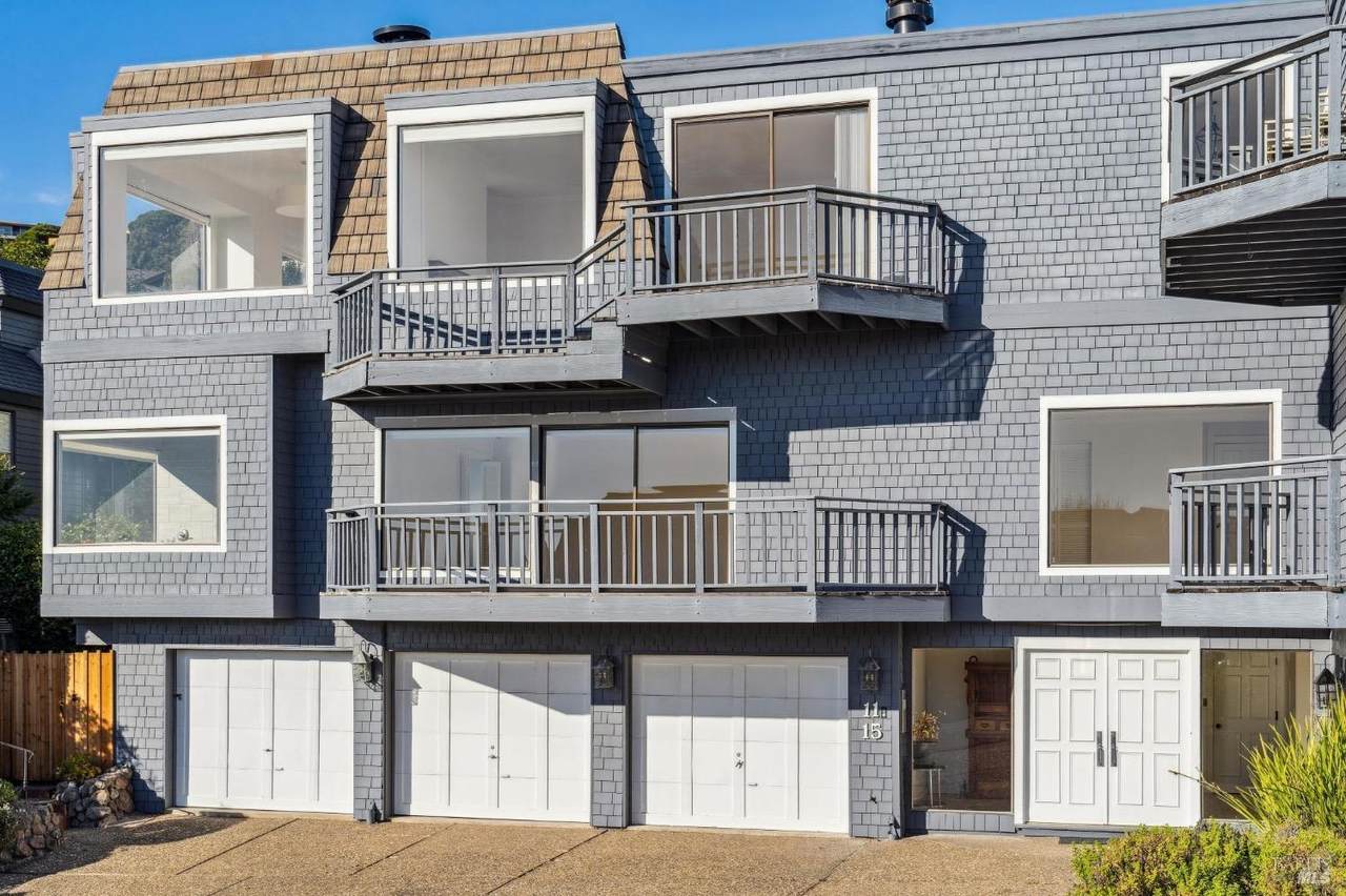 11 Linda Vista Avenue - Photo 1