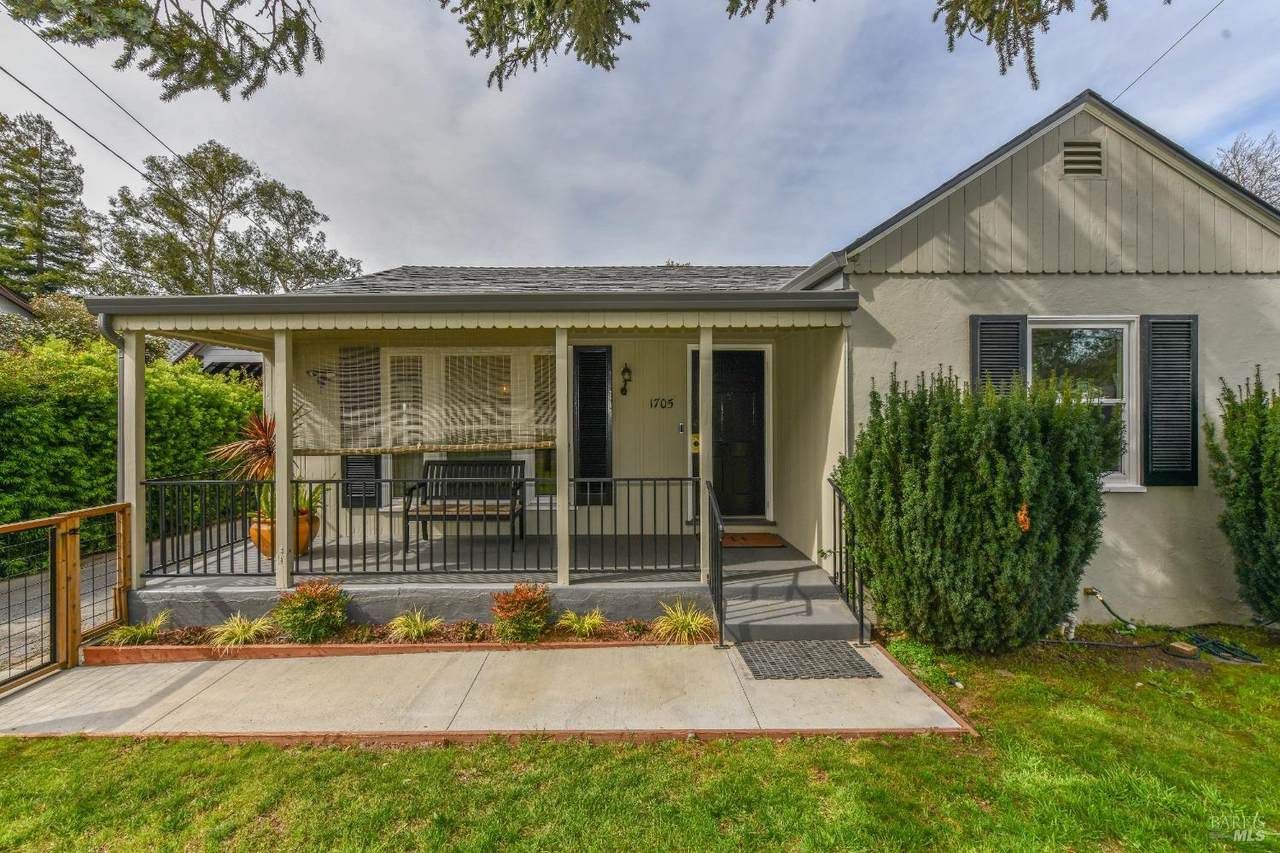 1705 Silverado Trail - Photo 1