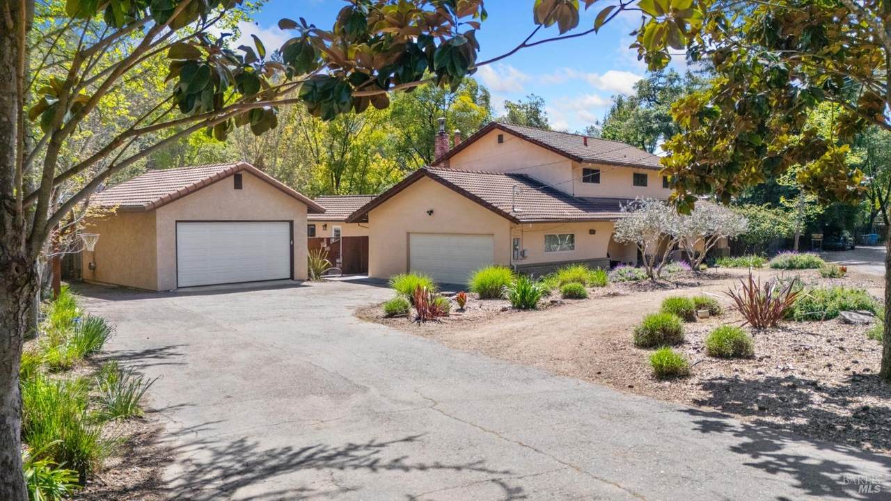 3490 Happy Valley Court - Photo 1
