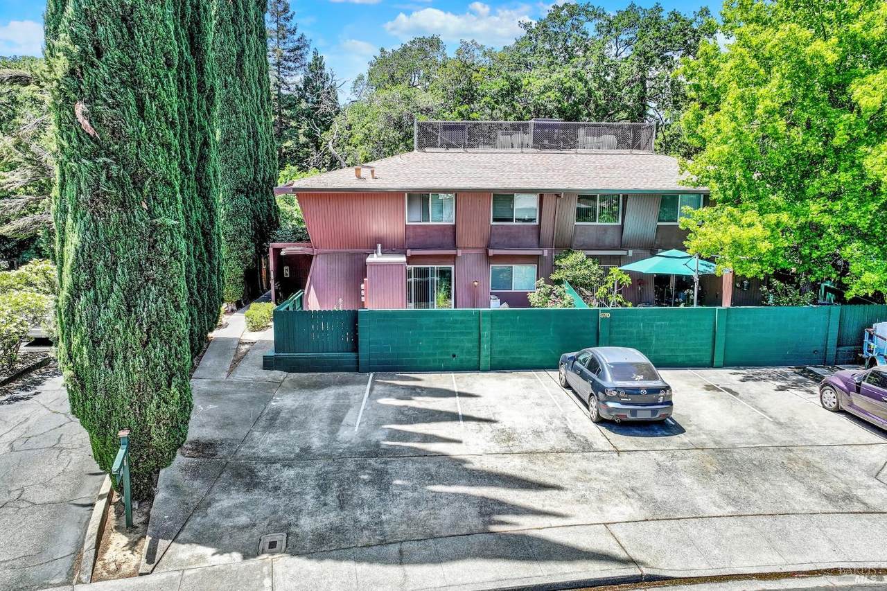 970 El Camino Avenue - Photo 1