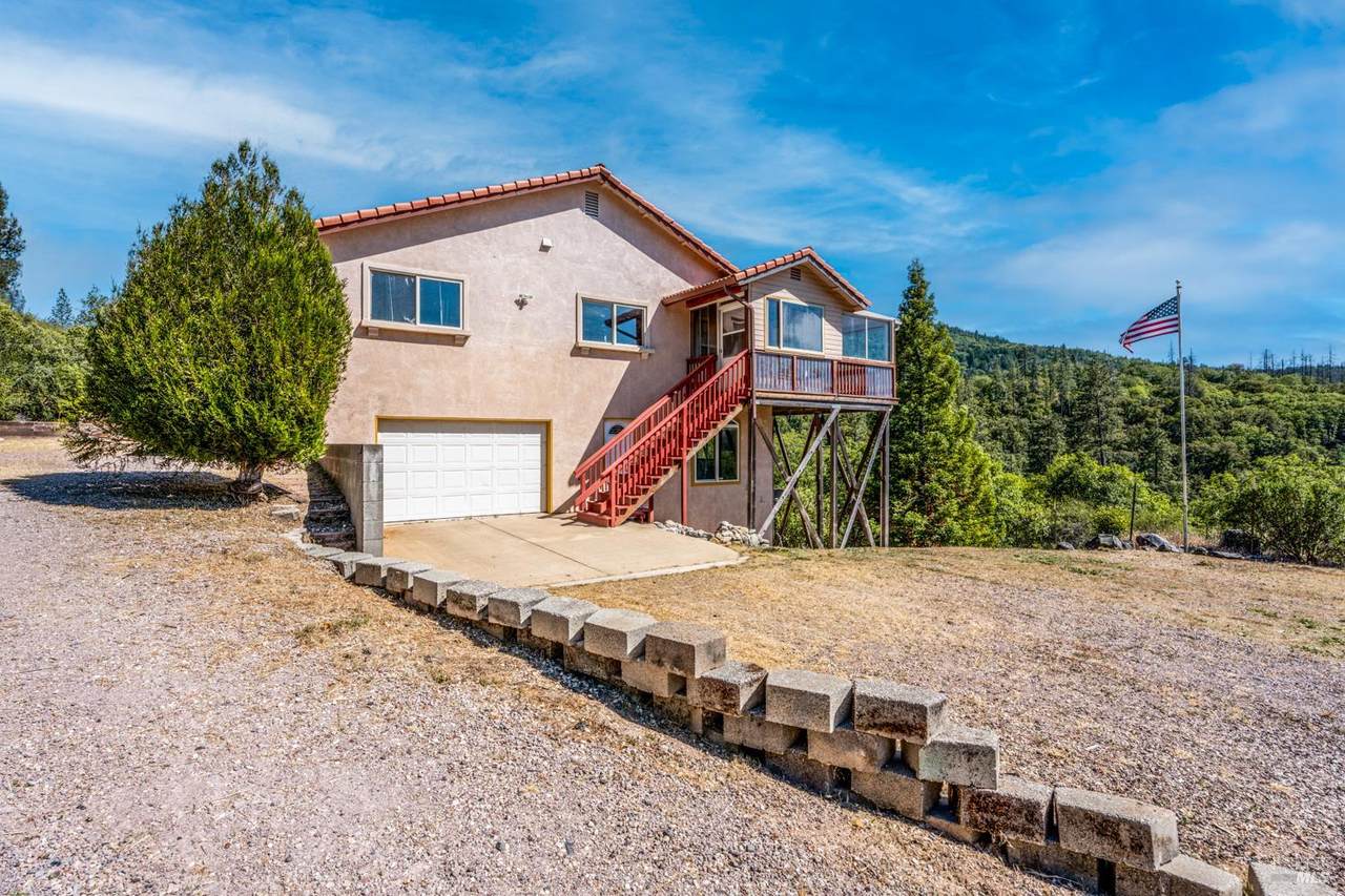 9030 Highway 175 - Photo 1