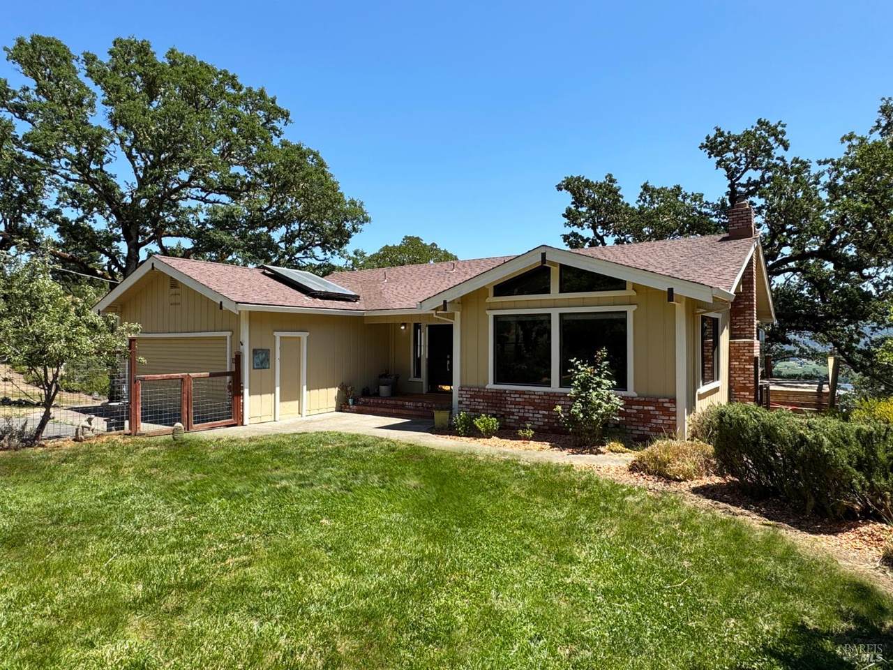 1321 Oak Knoll Road - Photo 1