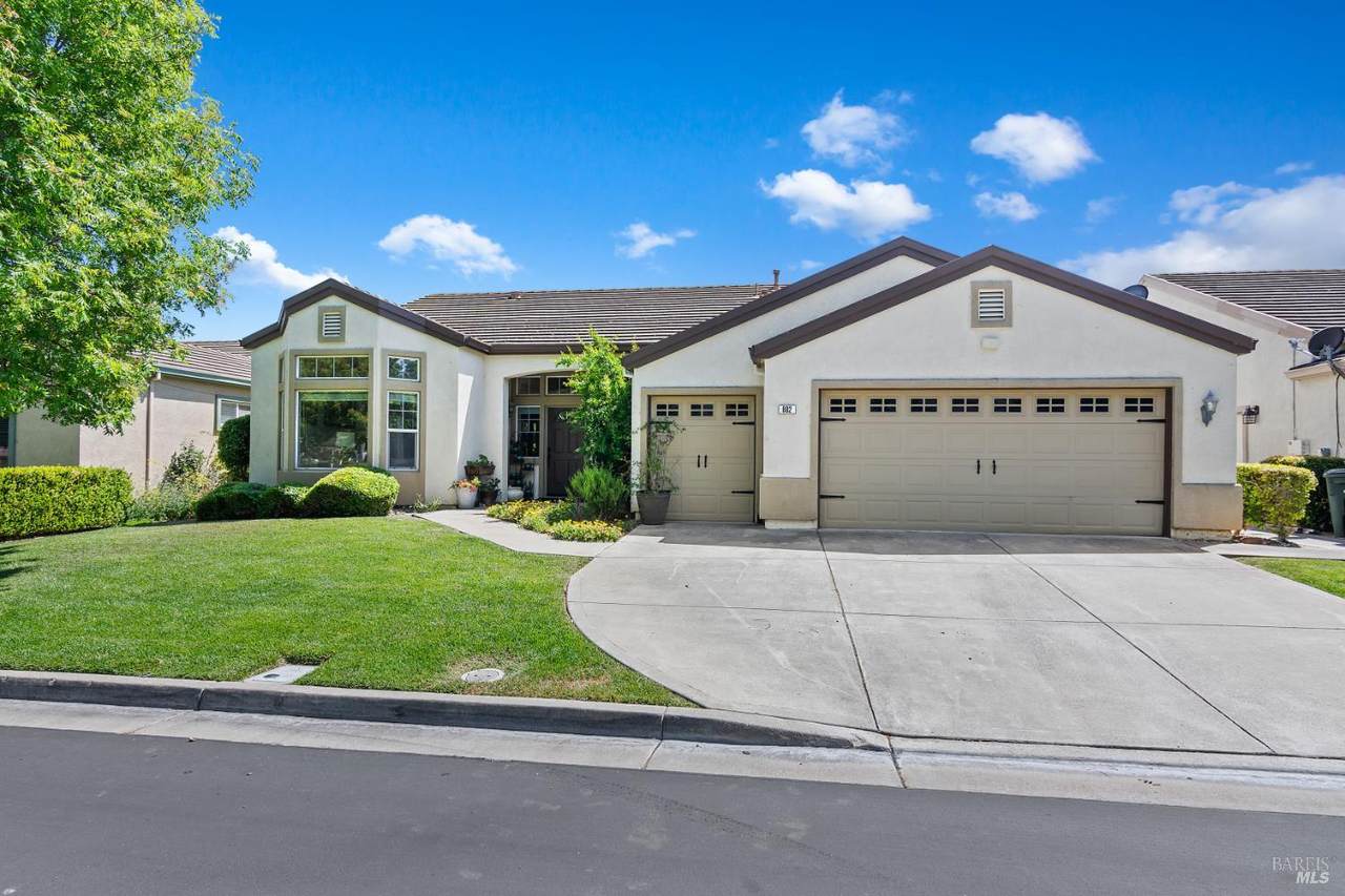 602 Summerset Drive - Photo 1
