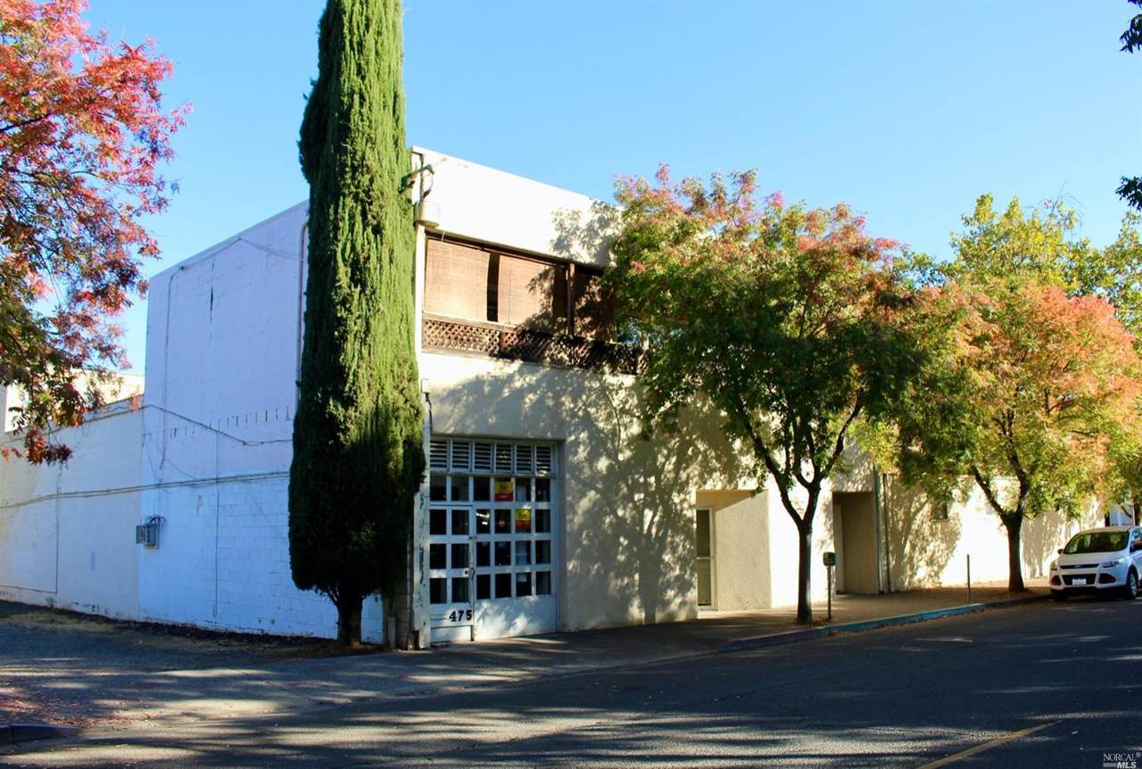 290 Seminary Avenue - Photo 1