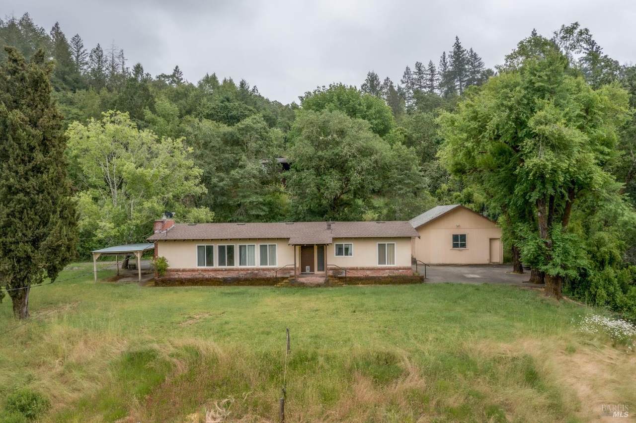 6680 Giovanetti Road - Photo 1