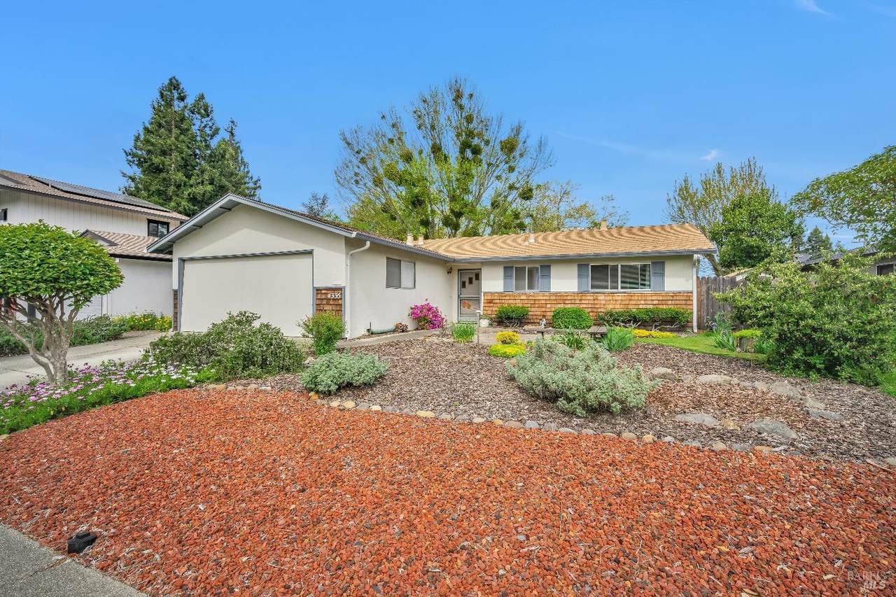4335 Princeton Way - Photo 1