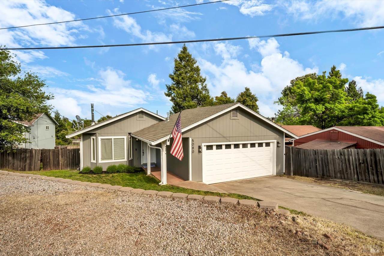 5080 Tomahawk Way - Photo 1
