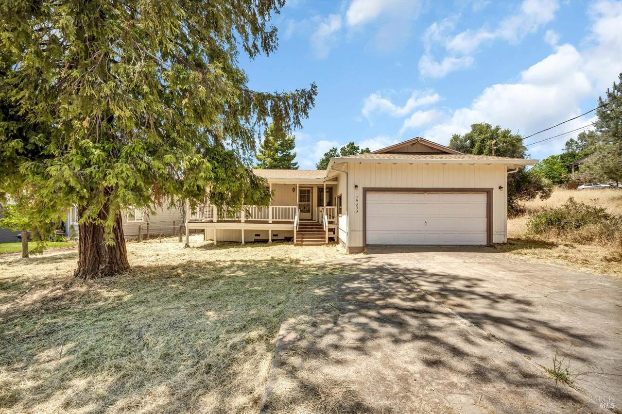 19333 Ravenhill Road - Photo 1