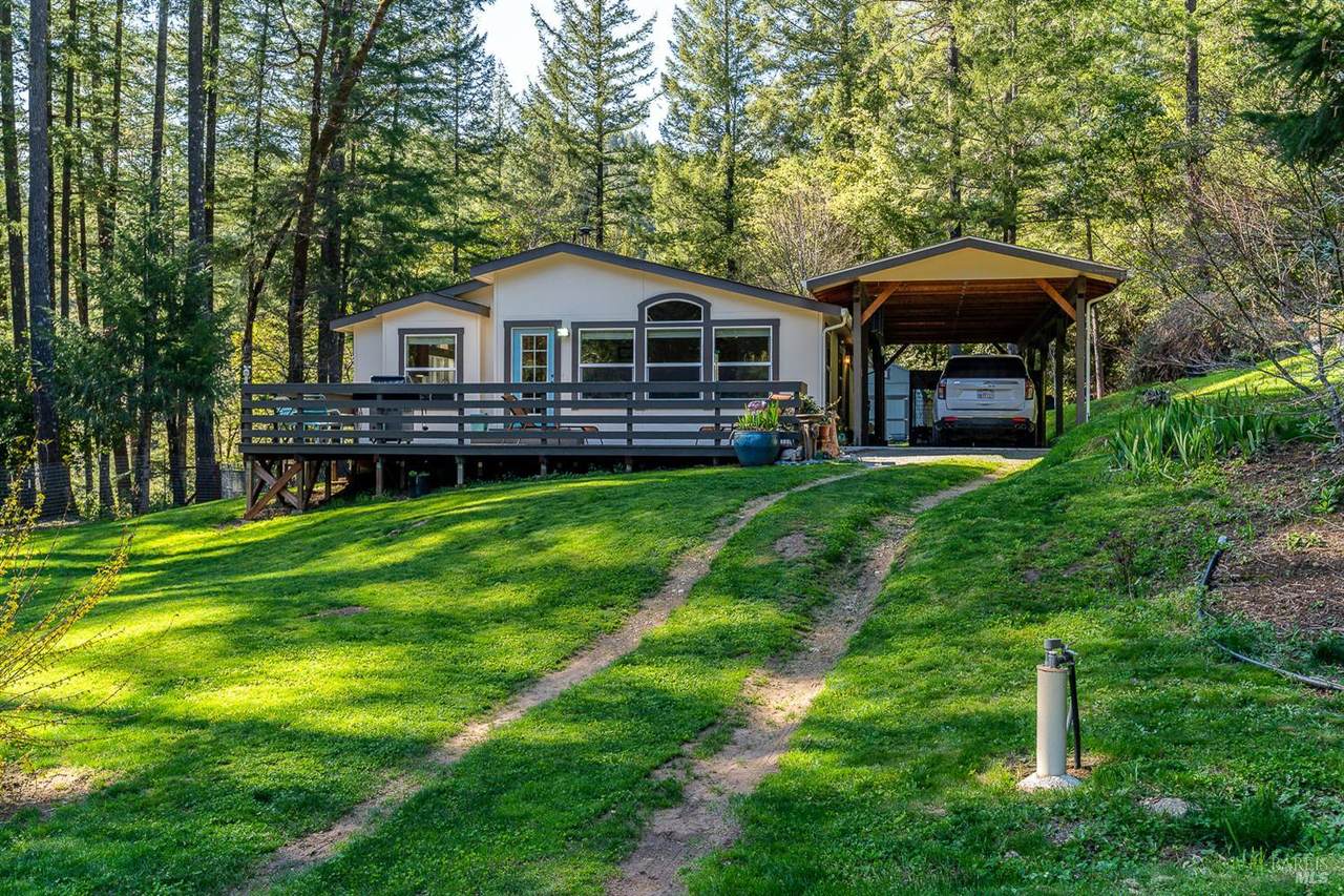 57951 Foster Creek Road - Photo 1