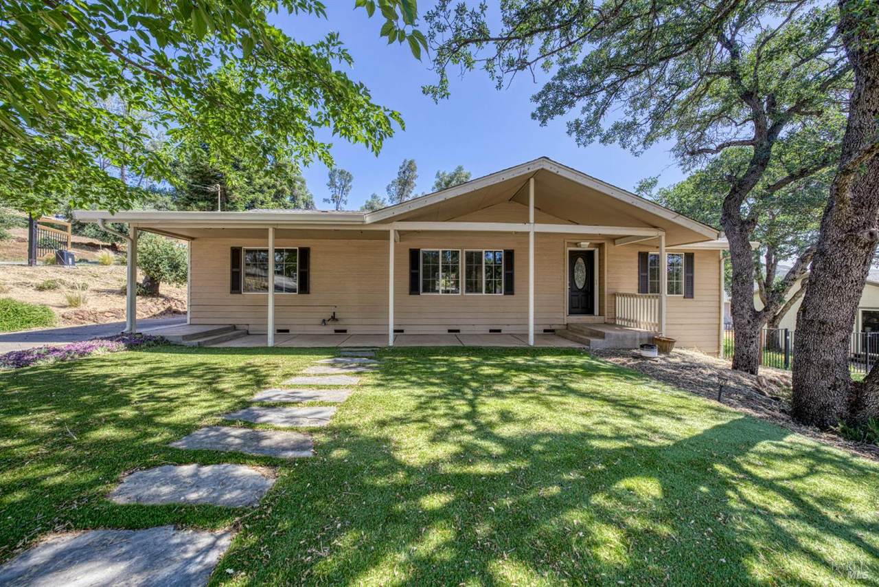 20250 Heartwood Court - Photo 1