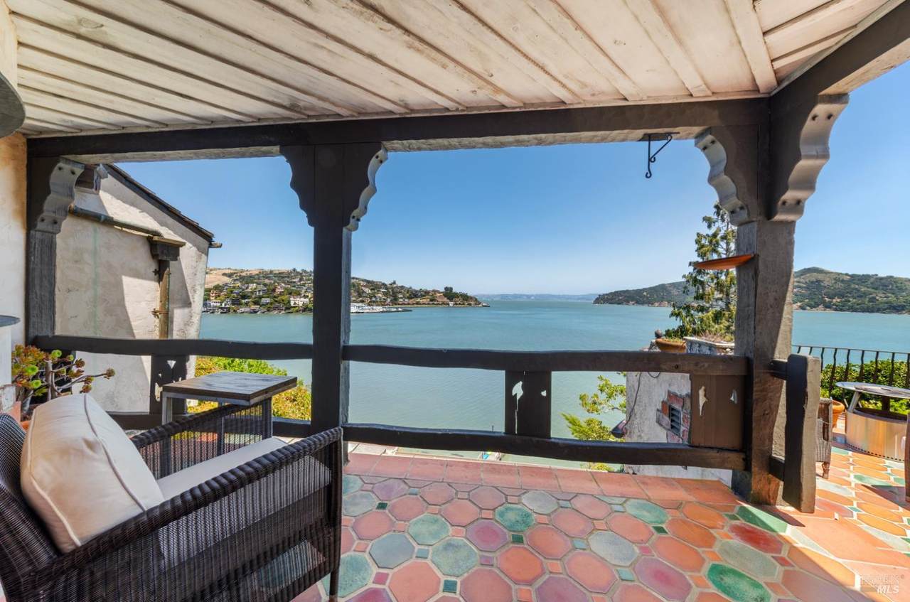 246 Beach Road - Photo 1