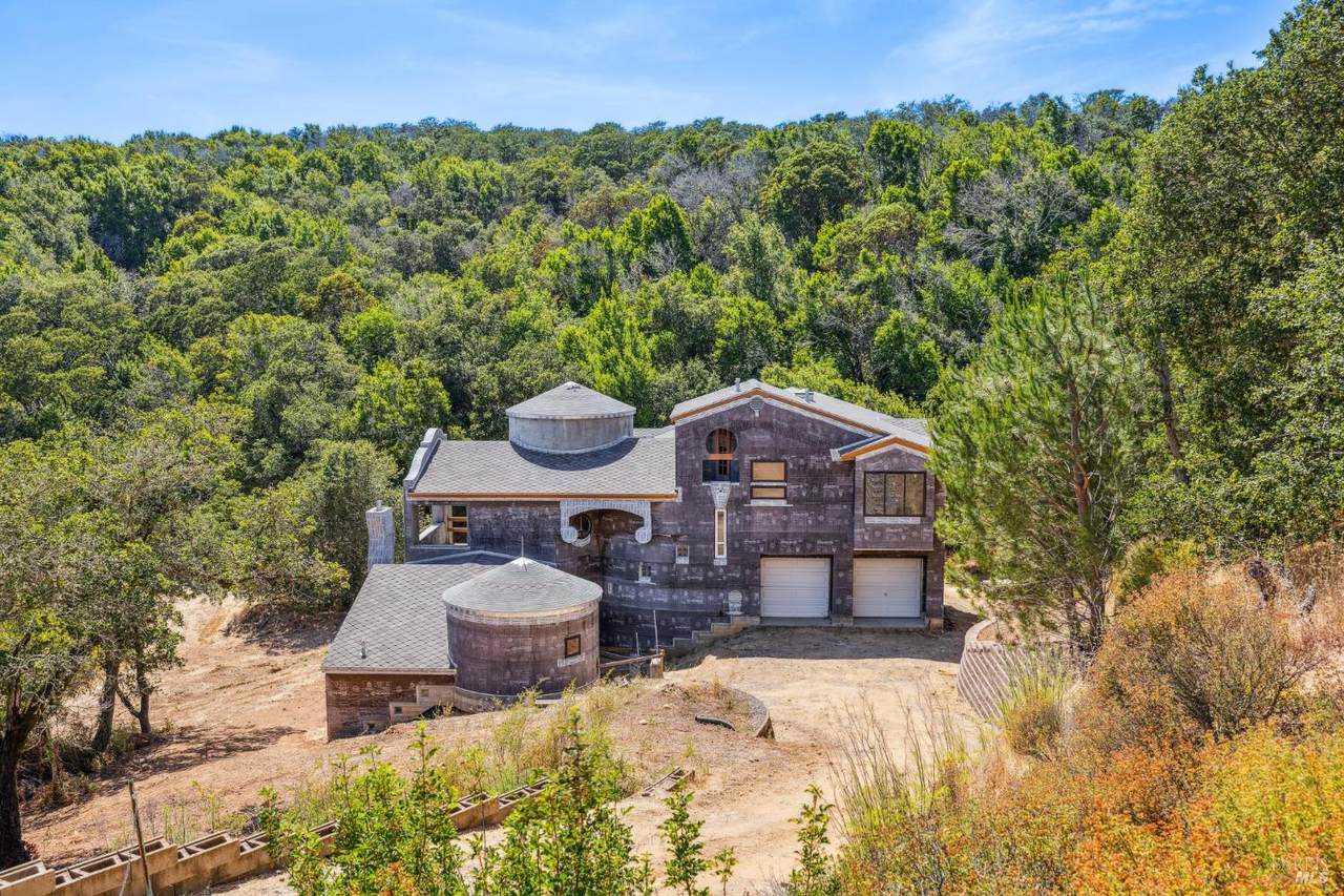 448 Grandview Avenue - Photo 1