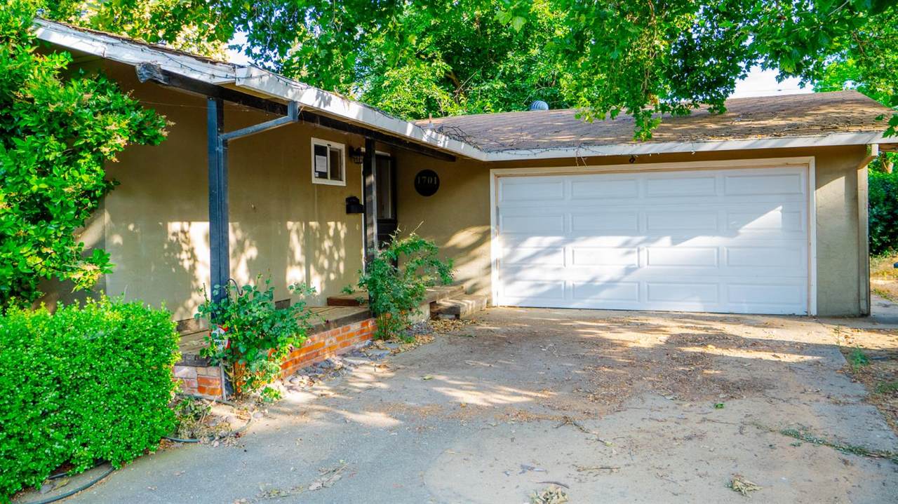 1701 Palm Place - Photo 1