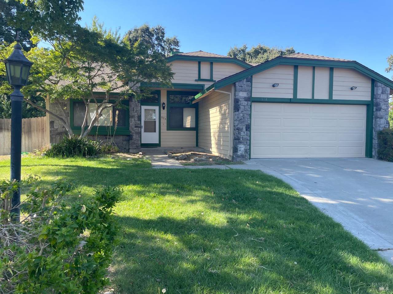 524 Oakmeadow Court - Photo 1
