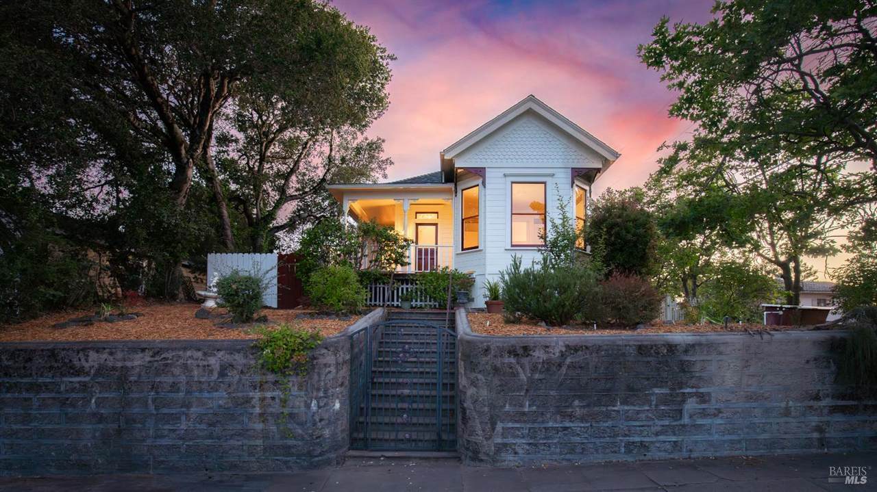 623 Keller Street - Photo 1