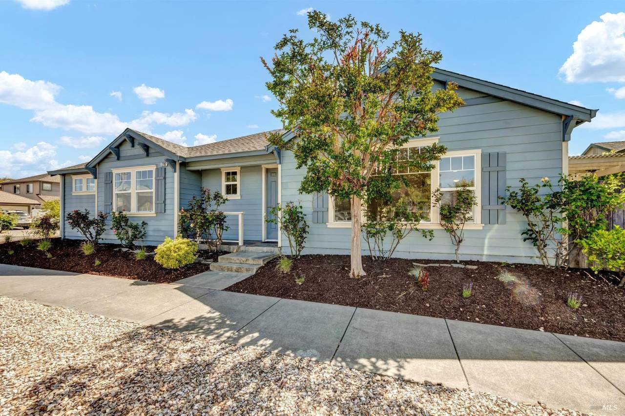 2782 Cumberland Street - Photo 1