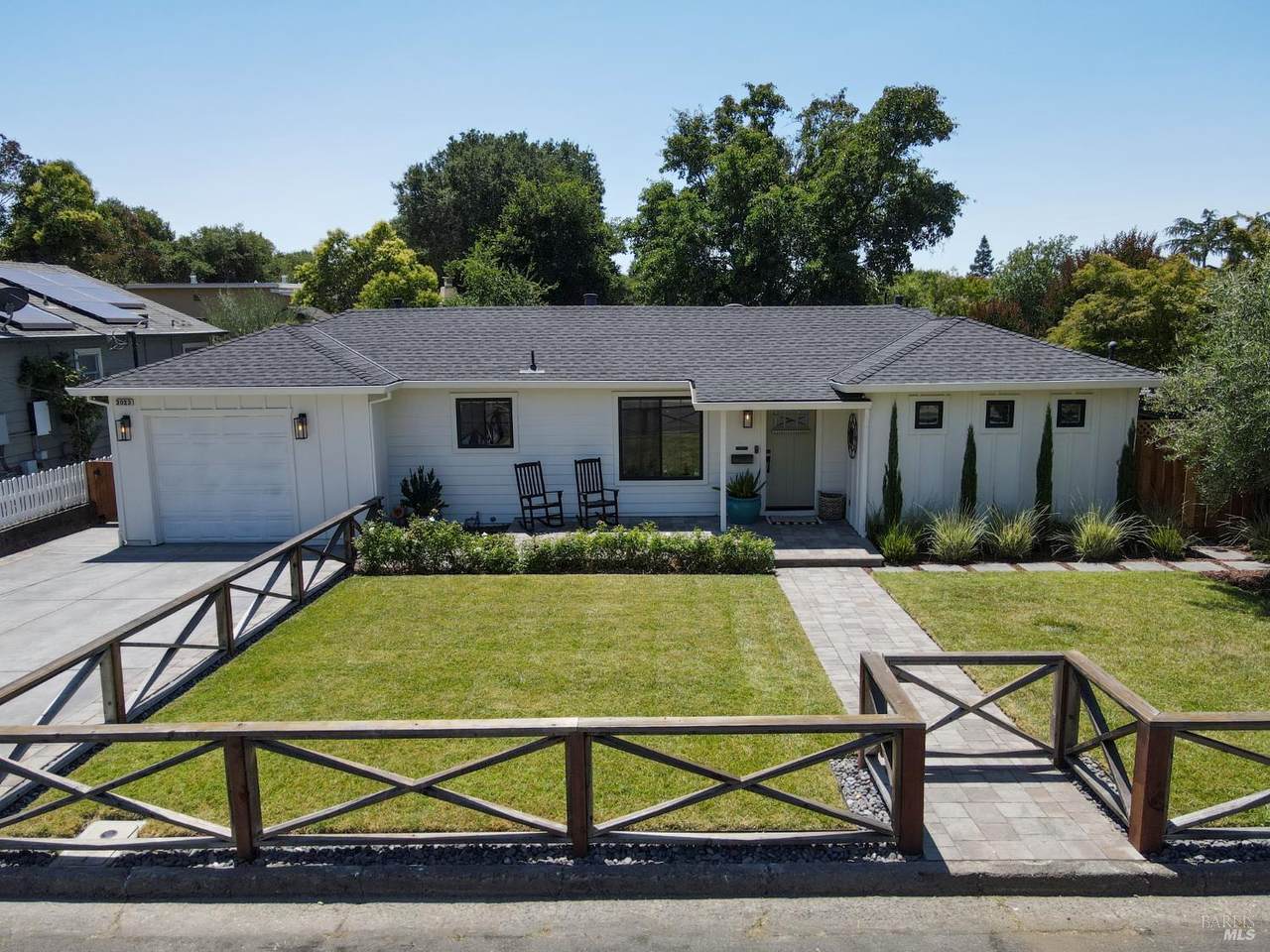 2023 Evelyn Drive - Photo 1