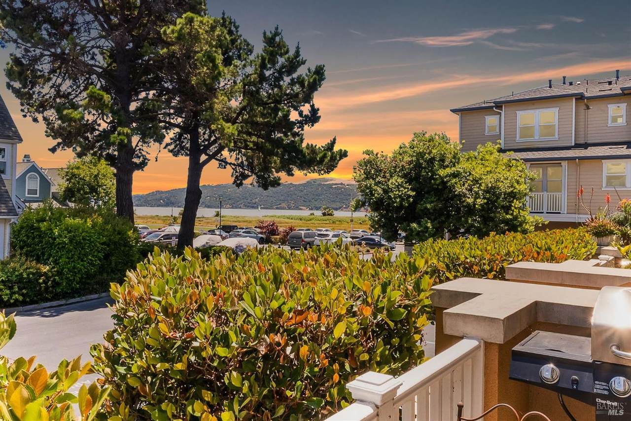 239 Marina Village Way - Photo 1