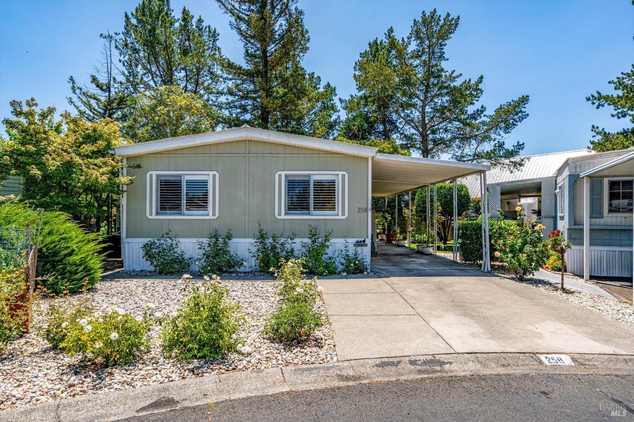 258 English Flag Way - Photo 1